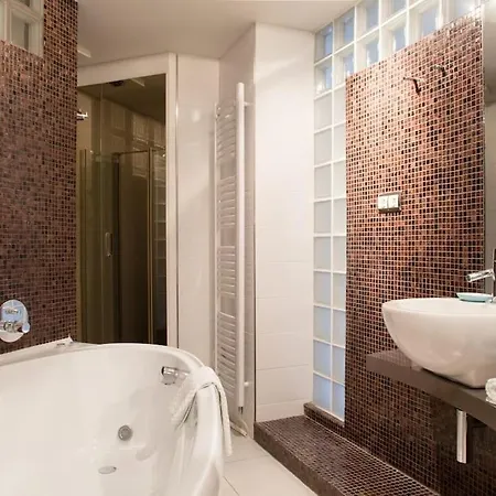 Apartment Old In Ba/5*luxus/3xtv/bar Internet *